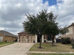 Building Photo - 1028 Regency Ln