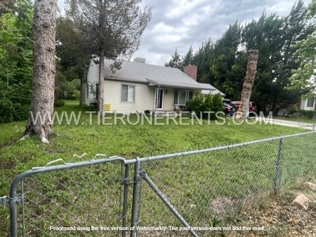 Primary Photo - Charming 3 bed/1 bath home in a great loca...