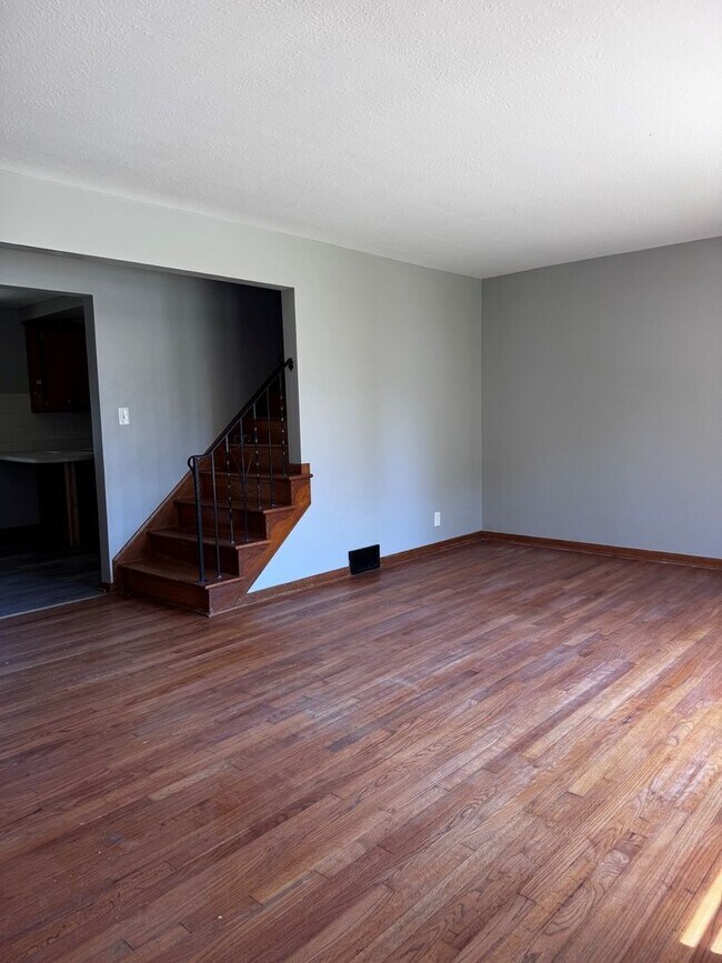 Foto del edificio - 23901 Puritan Ave