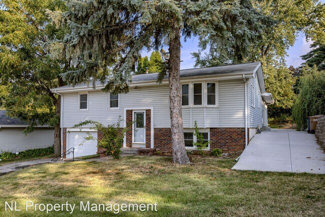 Building Photo - 3 br, 2 bath House - 3720 Greene Ave.