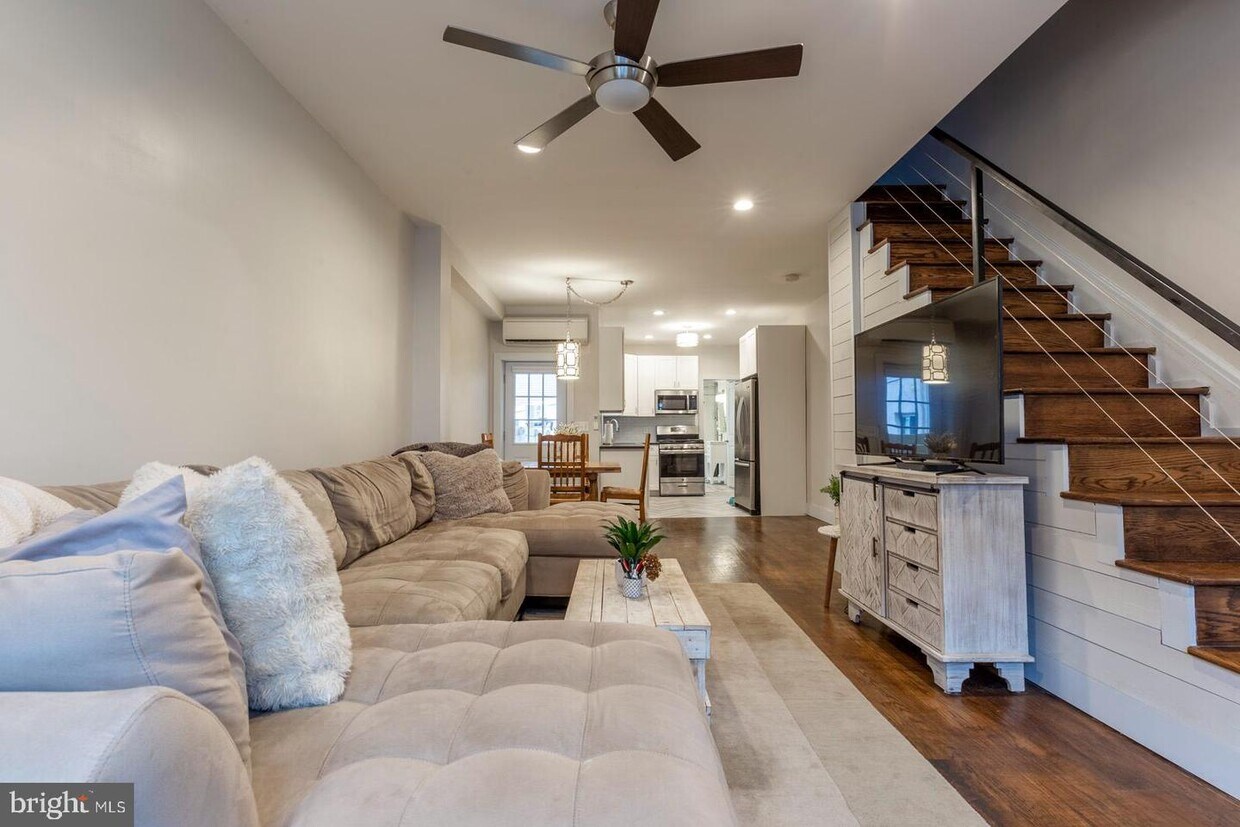 2522 E Dauphin St, Philadelphia, PA 19125 Townhouse for Rent in