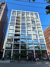 Building Photo - 39 Brant St