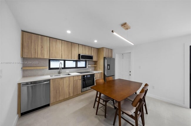 Foto del edificio - 275 NW 97th St