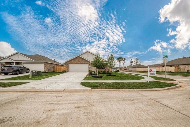 Building Photo - 21660 Balzola Ln