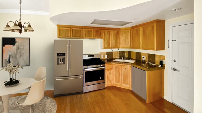 First floor - 10833 Camarillo St