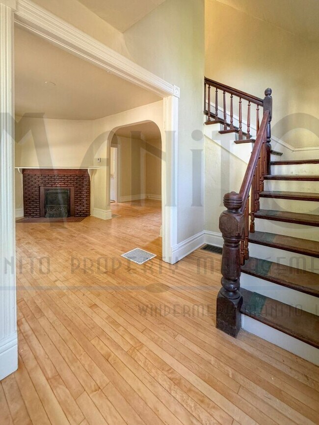 Foto del edificio - *COMING SOON* Vintage Craftsman In Prime L...