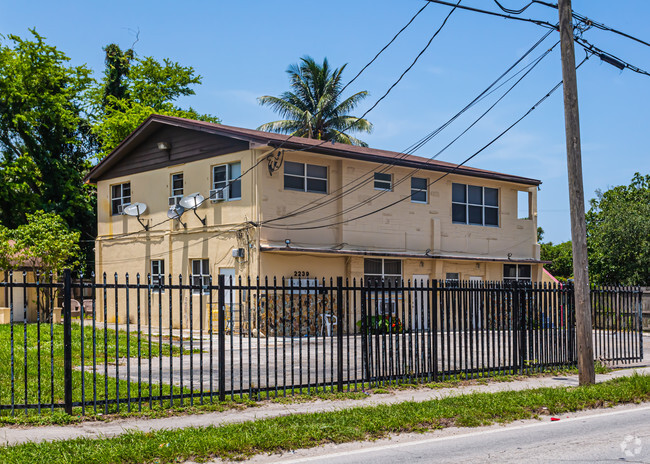 Building Photo - 2239 NW 87th St