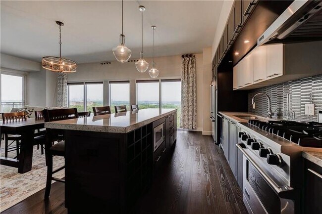 Foto del edificio - 1820 Peachtree Rd NW