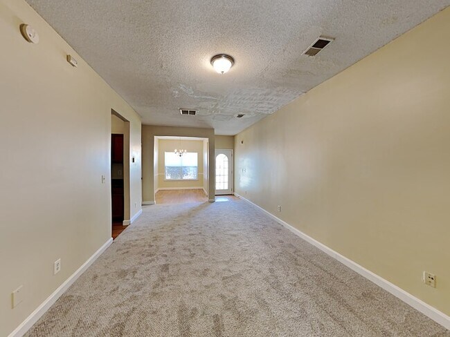 Building Photo - 360 Dressage Ct