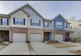 Building Photo - 244 Ascot Run Wy