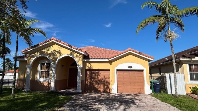 Foto del edificio - 2122 SW 151st Pl