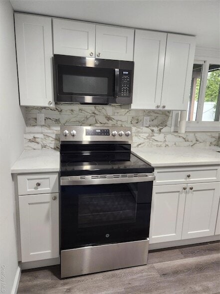 Building Photo - 27 Estates Ln