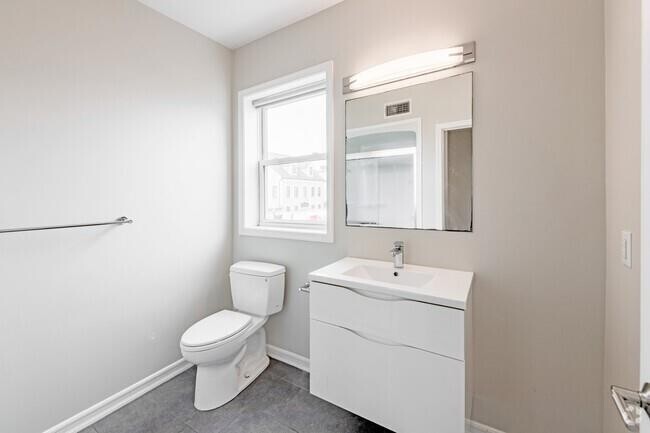 Building Photo - 125 Atwells Ave