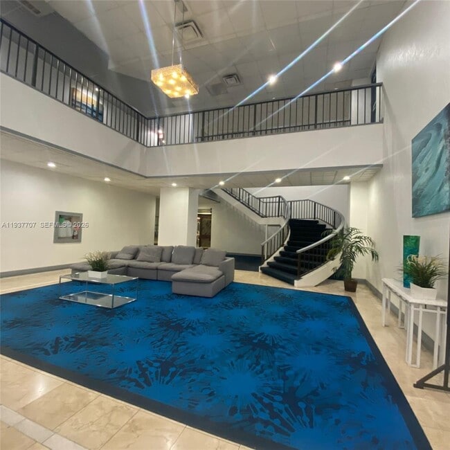 Foto del edificio - 13499 Biscayne Blvd