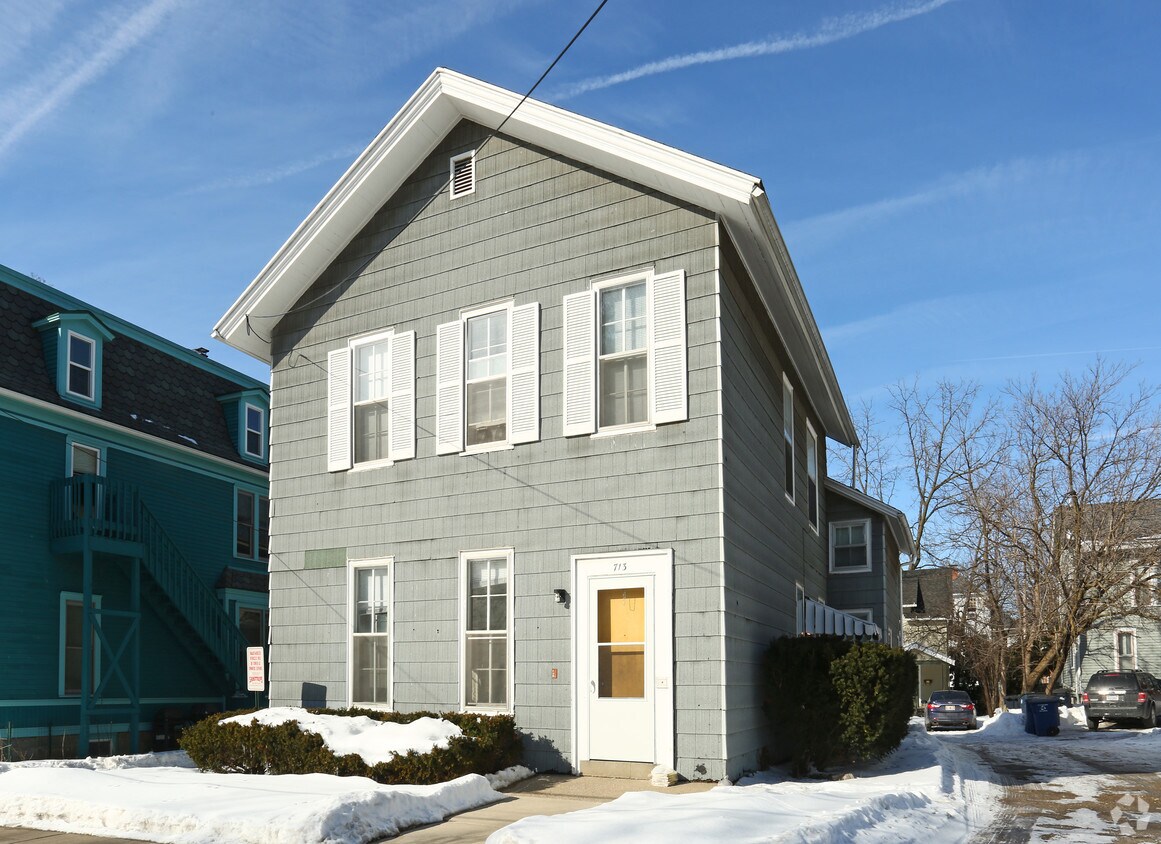 Primary Photo - 713 Catherine St
