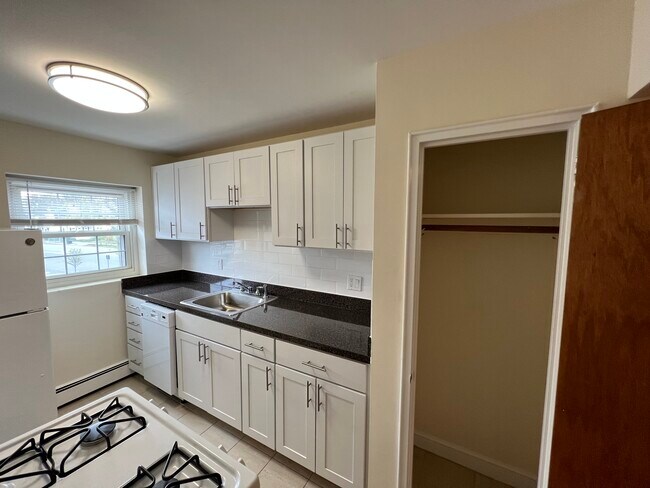 Foto del edificio - 333 Massachusetts Ave