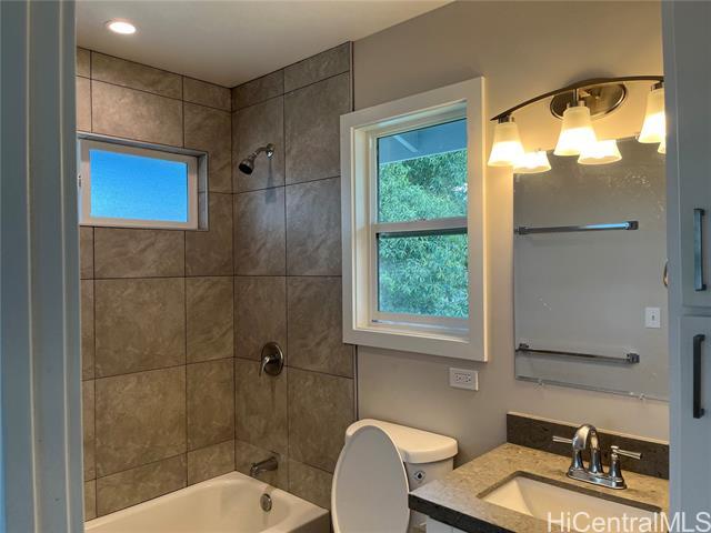 Building Photo - 45-143 William Henry Rd