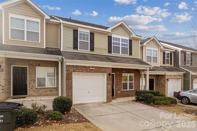 Foto del edificio - 10439 Benfield Rd