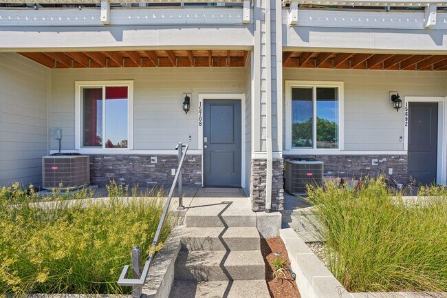 Foto del edificio - 15708 NW Blueblossom St