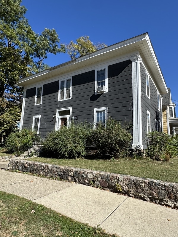 Photo - 406 N State St Apartment