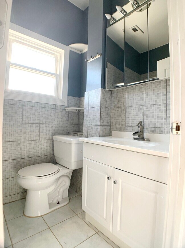 Foto del edificio - 2944 S Bonfield St