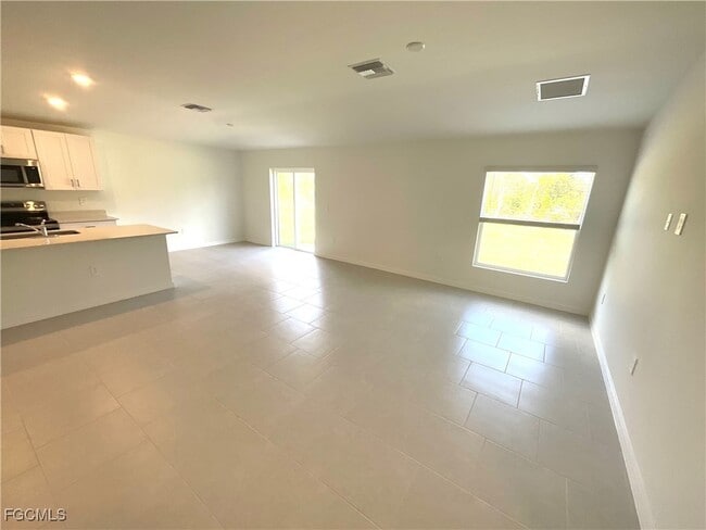 Foto del edificio - 11961 Savanna Lks Blvd