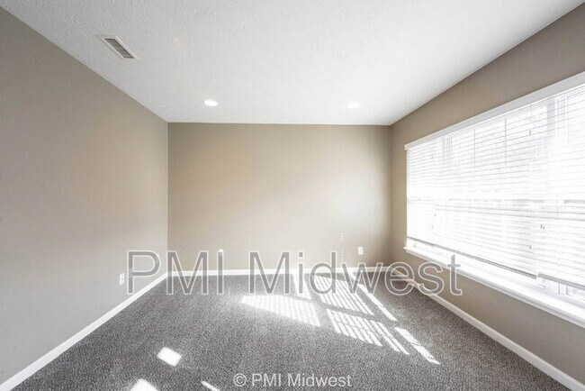 Foto del edificio - 1033 3rd Ave NW