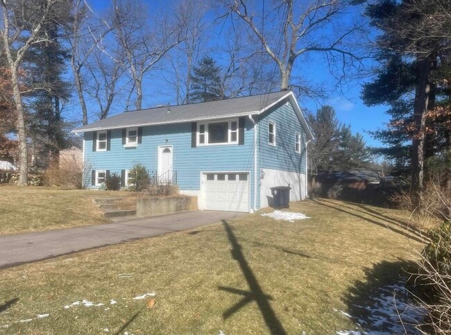 Building Photo - 141 Westwood Dr