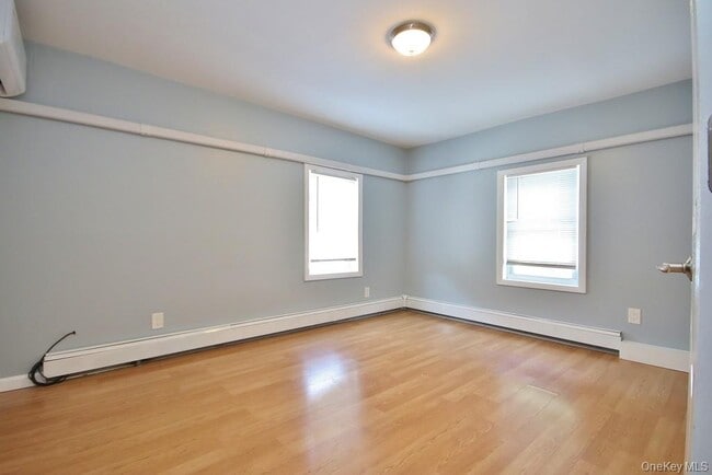 Building Photo - 204 Myrtle Ave