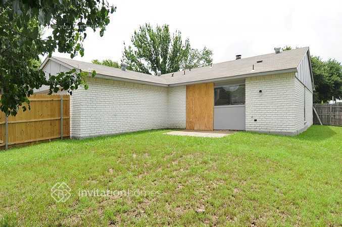 Foto del edificio - 1534 Coffeyville Trail