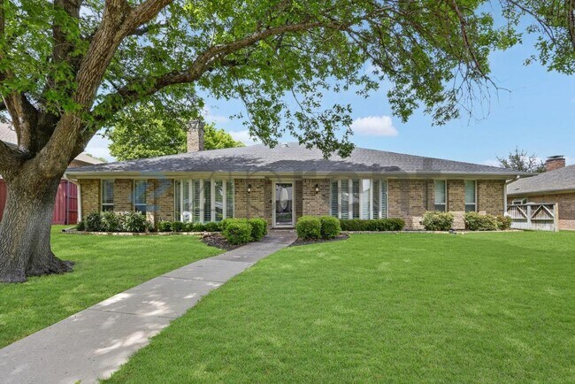Building Photo - 2501 Bluffton Dr