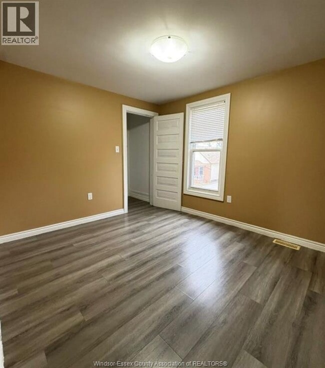 Building Photo - 830 Parent