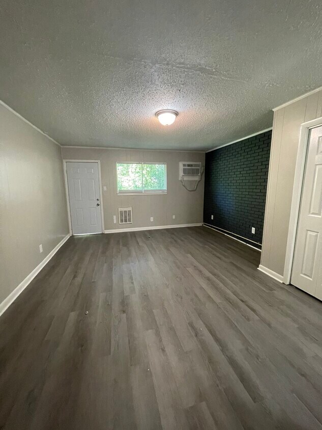 Foto del edificio - 3915 McVay St SW