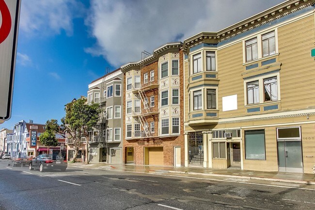 Building Photo - 1 bedroom in San Francisco CA 94123