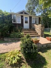 Building Photo - 24 Laurelton Ave