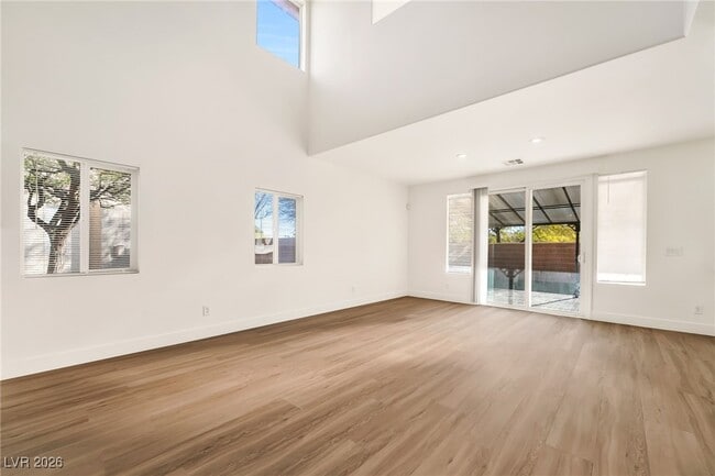 Building Photo - 10226 Wolf Pack Ln