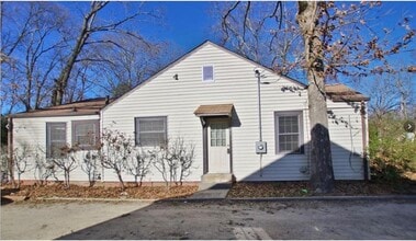 Building Photo - 5041 Ash St