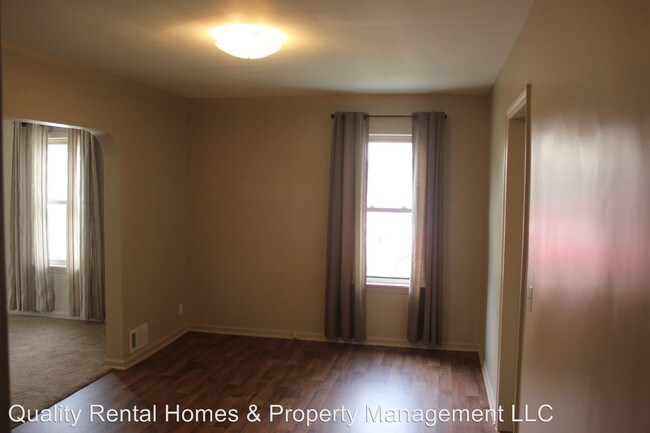 Building Photo - 2 br, 1 bath House - 1307 E. Mt Morris Road