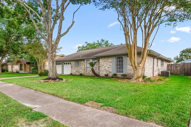 Foto del edificio - 1923 Winding Creek Dr