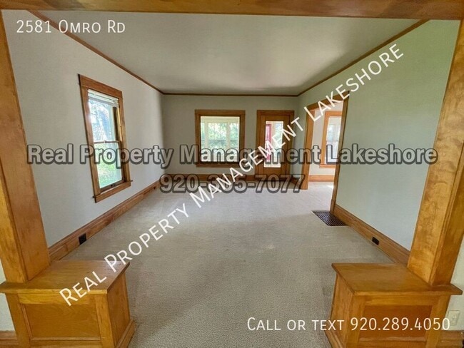 Foto del edificio - 2581 Omro Rd