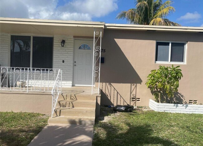 Foto del edificio - 3175 SW 27th Terrace