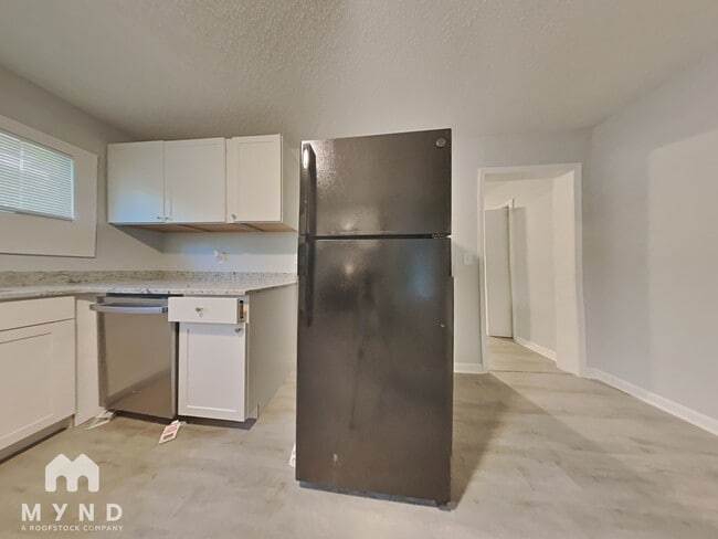 Building Photo - 2356 Justine Terrace