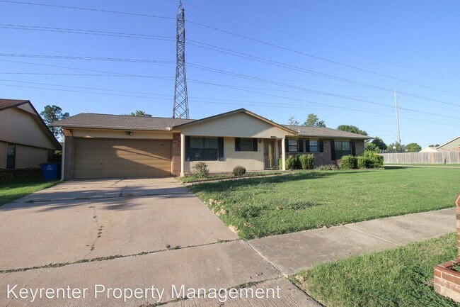 Foto del edificio - 3 br, 1.5 bath House - 13137 E 36th St