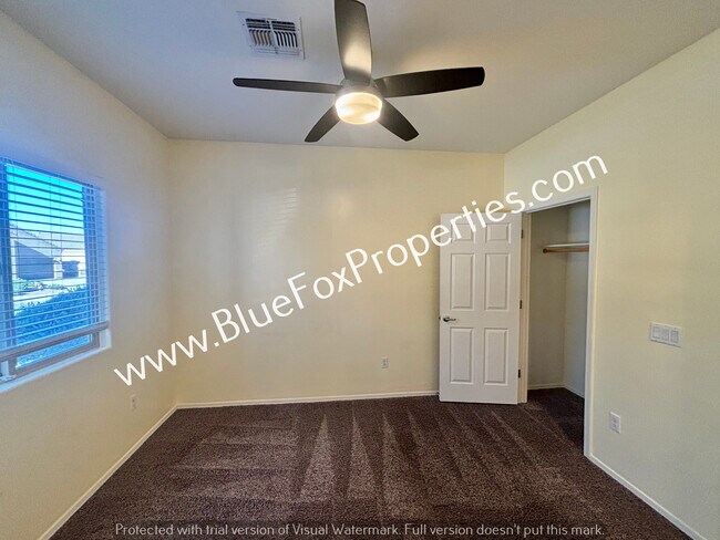 Building Photo - 12183 E Metz Dr