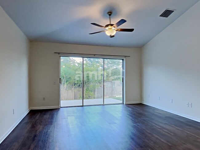 Building Photo - 13244 Early Run Ln