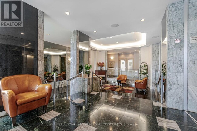 Photo du bâtiment - 4470-4470 Tucana Ct