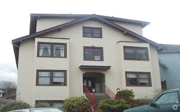 Building Photo - Beverly Apartments