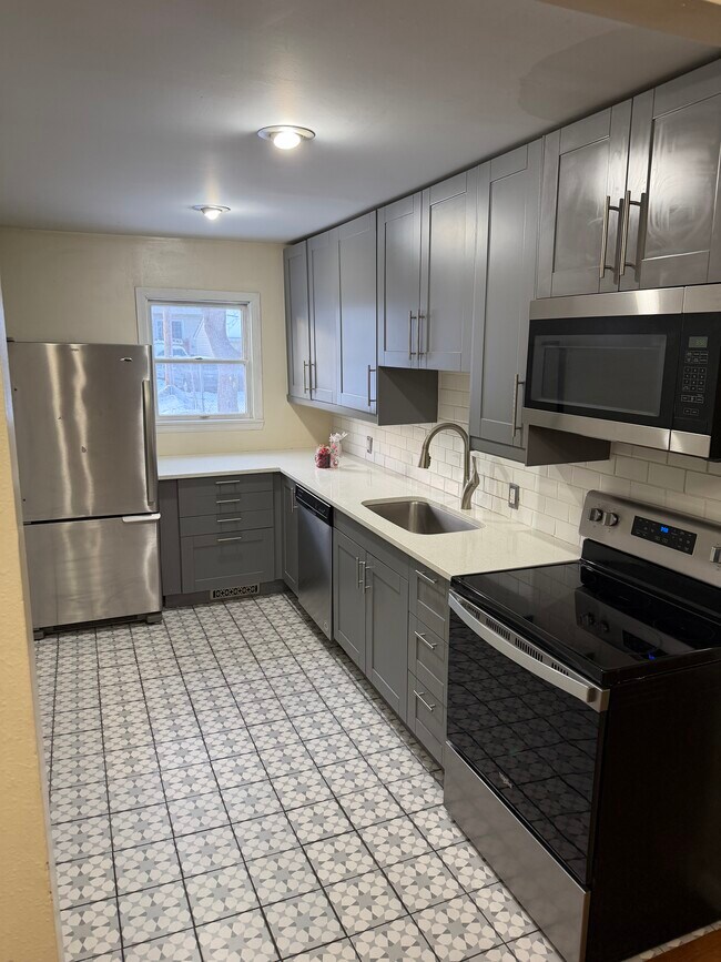 Cocina - 3714 Stevens Ave