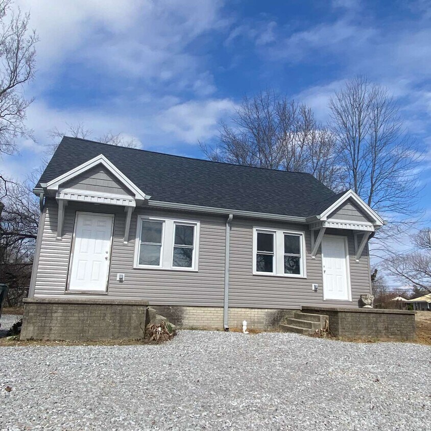 1608 E 7th St, Hopkinsville, KY 42240 House for Rent in Hopkinsville