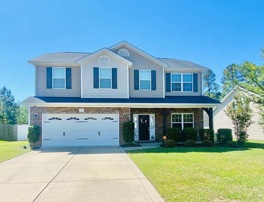 Primary Photo - James Creek At Treyburn Home For Rent with...